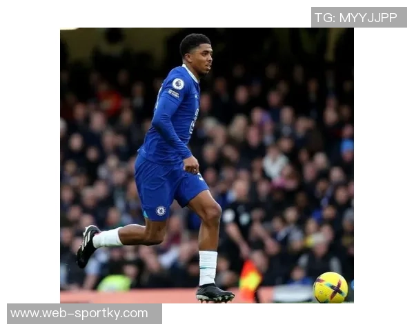 拉维亚蓝军生涯遭遇重创21岁小将两年内伤缺503天令人心痛