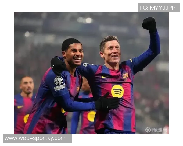 巴萨积极寻觅中锋目标小蜘蛛凯恩吉拉西等候选人齐上阵